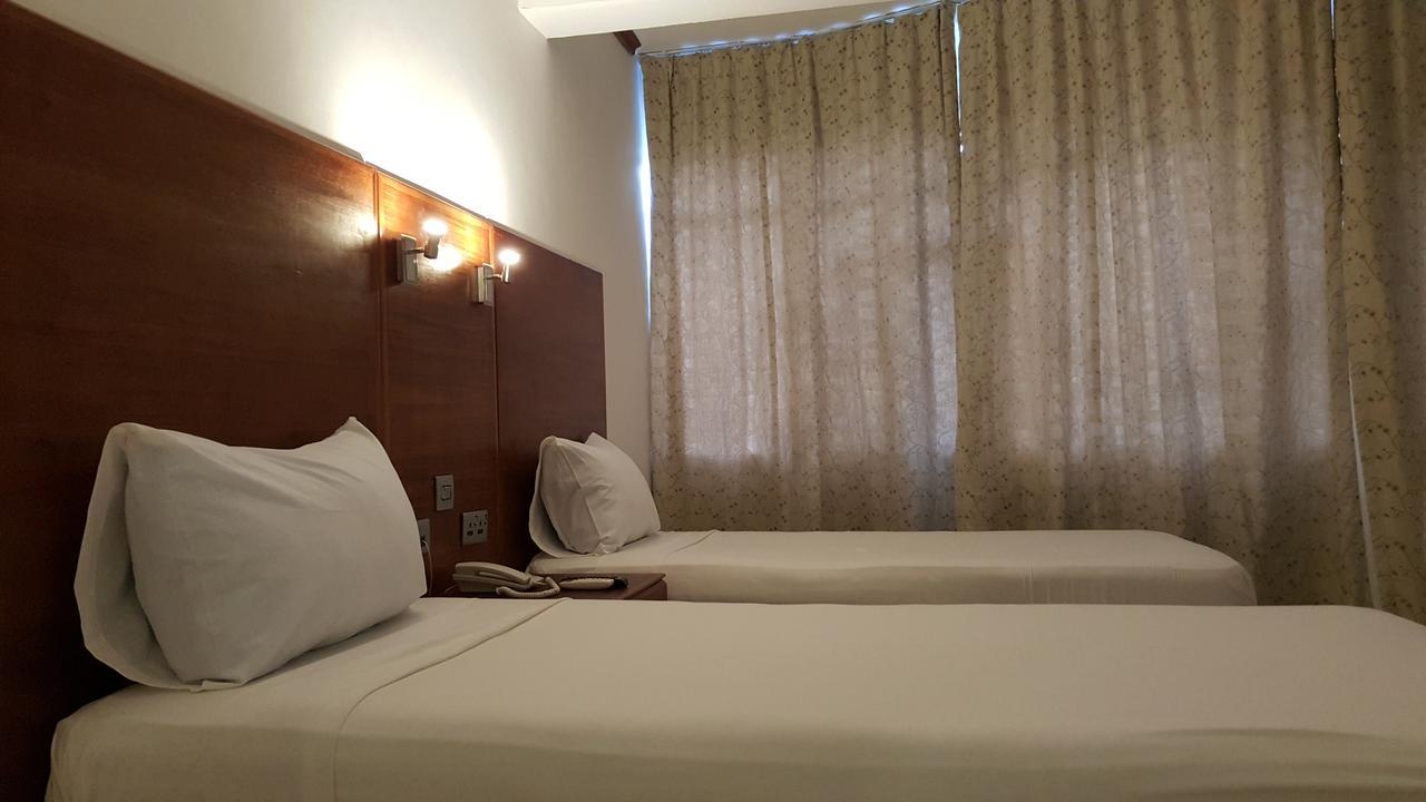 Golden Gate Hotel Кумасі Екстер'єр фото