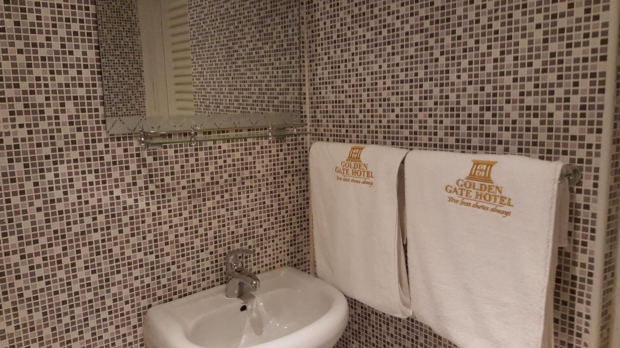Golden Gate Hotel Кумасі Екстер'єр фото